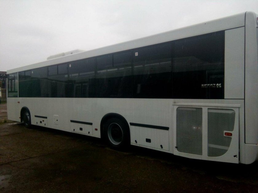 НЕФАЗ-5299 междугородный