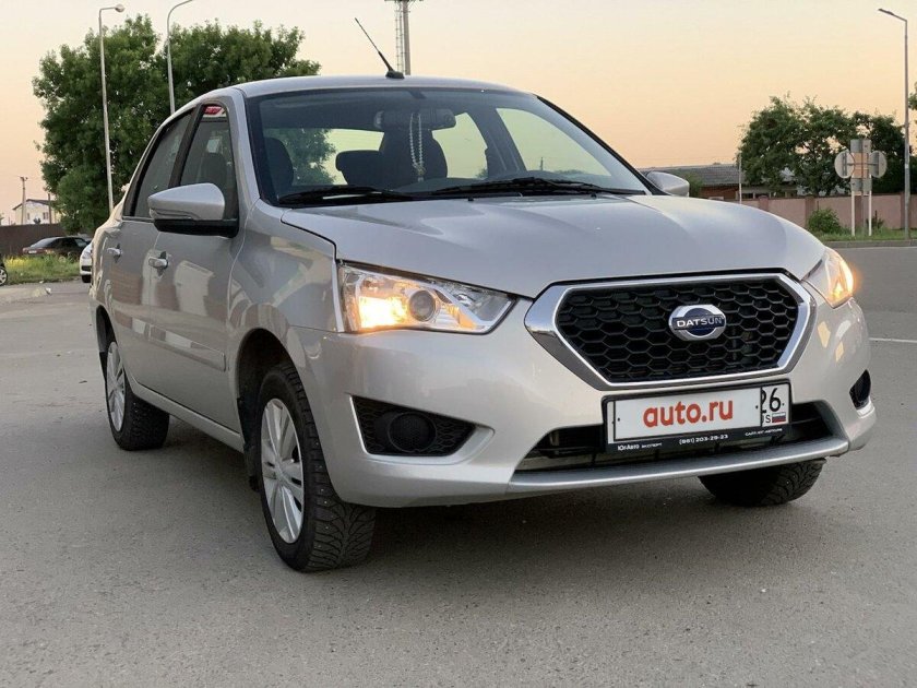 Датсун он до серебристый