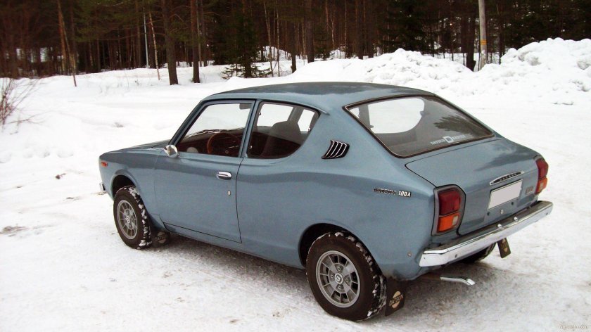 Nissan Datsun 100a