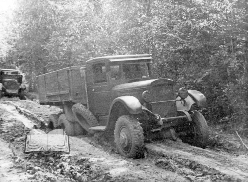 ЗИС-32 автомобиль