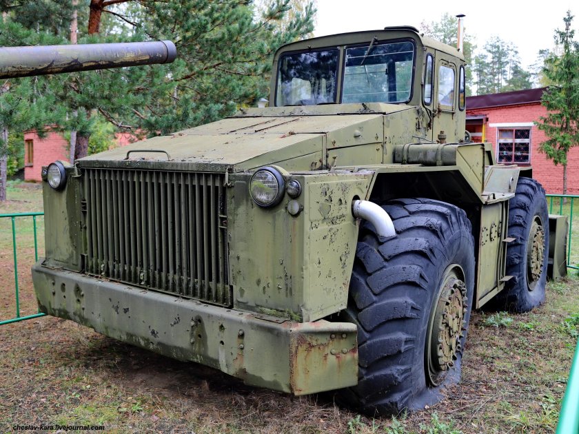 Грузовик военный