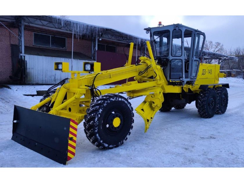 Автогрейдер дормаш дз-122б