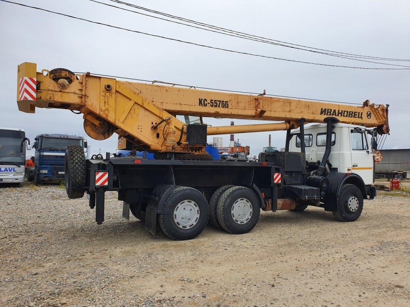 Автокран ивановец