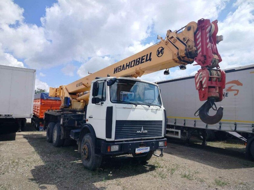 Ивановец 5576б автокран маз