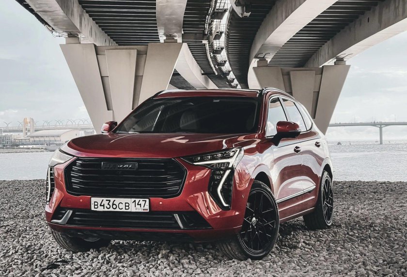 Haval Jolion 2022 красный