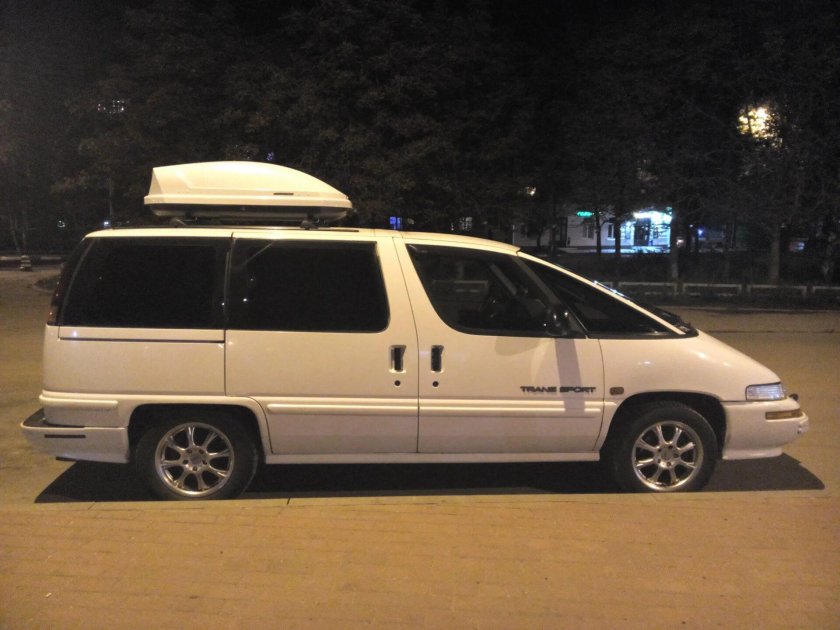 Pontiac Trans Sport 1989
