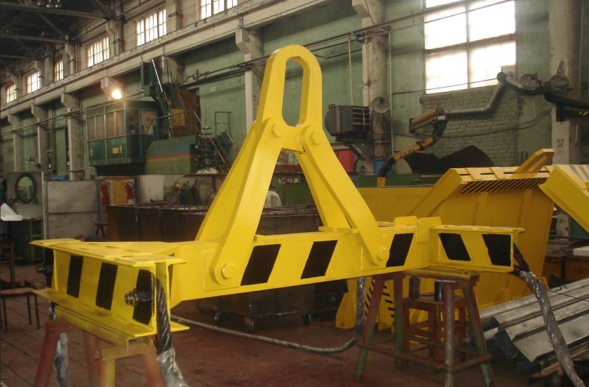 Траверса грузоподъемная 10 тонн