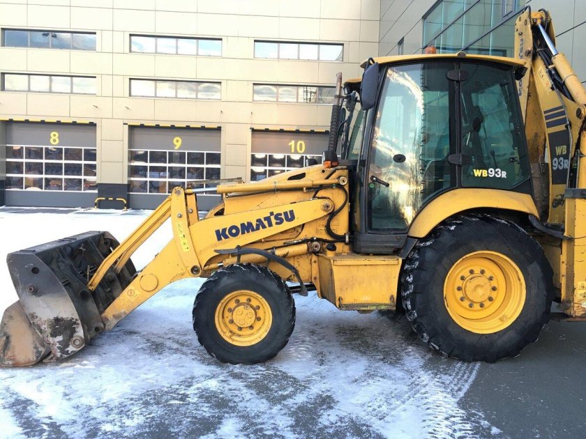 Komatsu wb93r