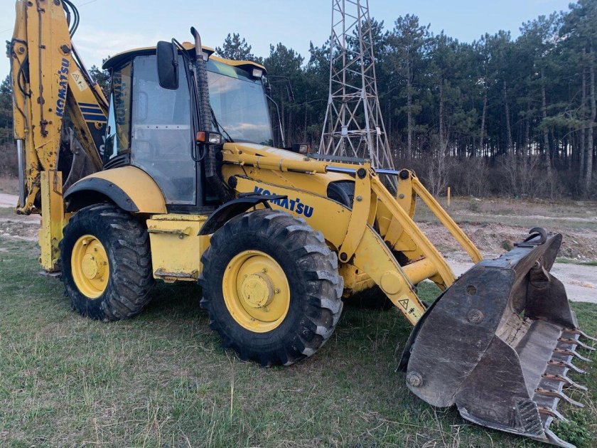 Экскаватор-погрузчик коматсу wb97s