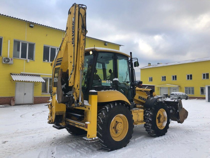 Komatsu wb93s