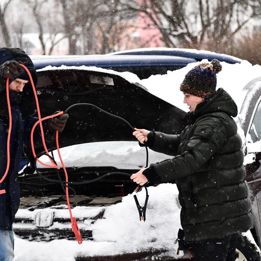 Завести автомобиль
