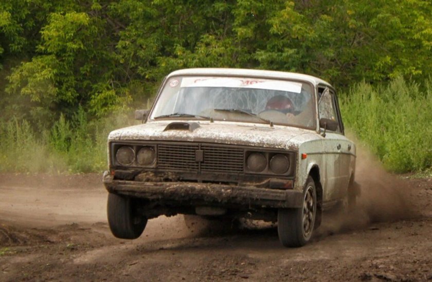 ВАЗ 2107 по грязи