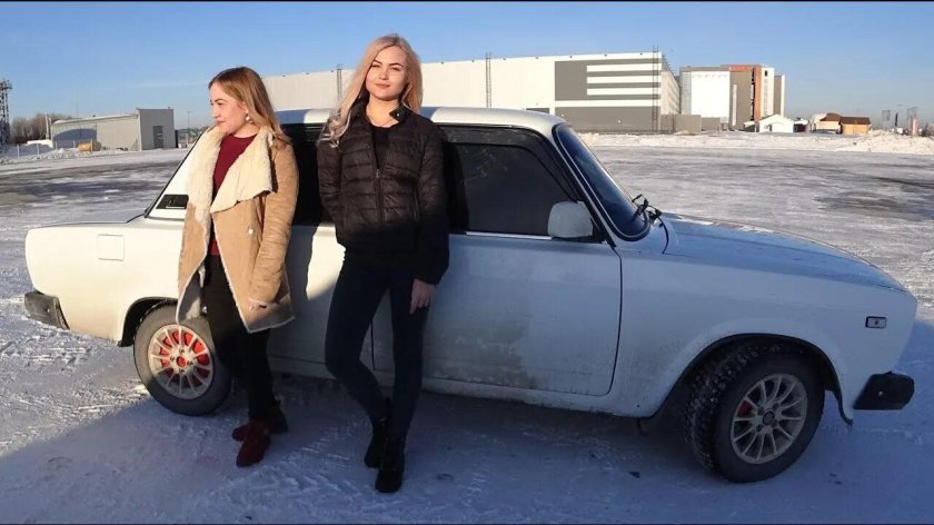 ВАЗ 2105 зимний дрифт