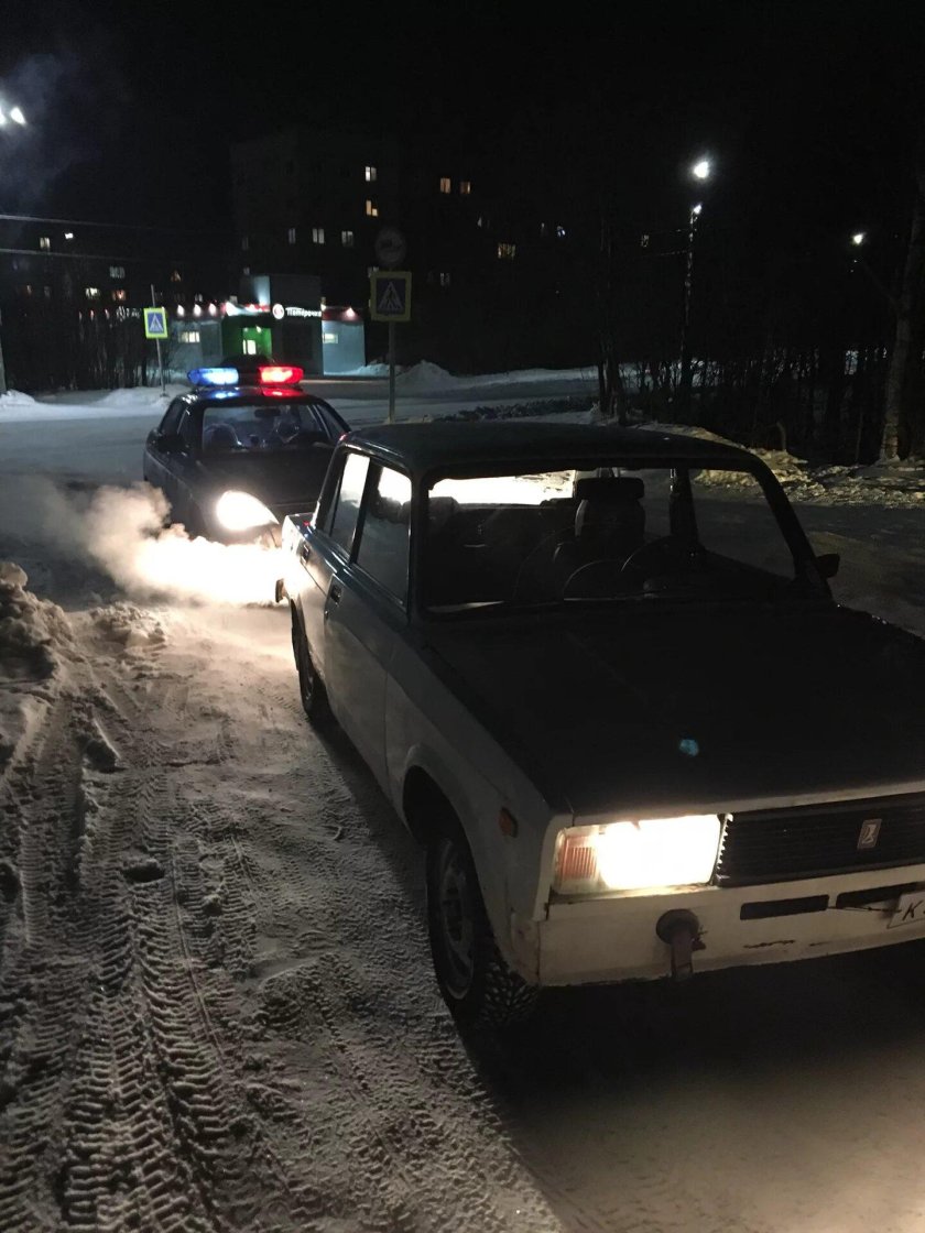 ВАЗ 2105 ночью