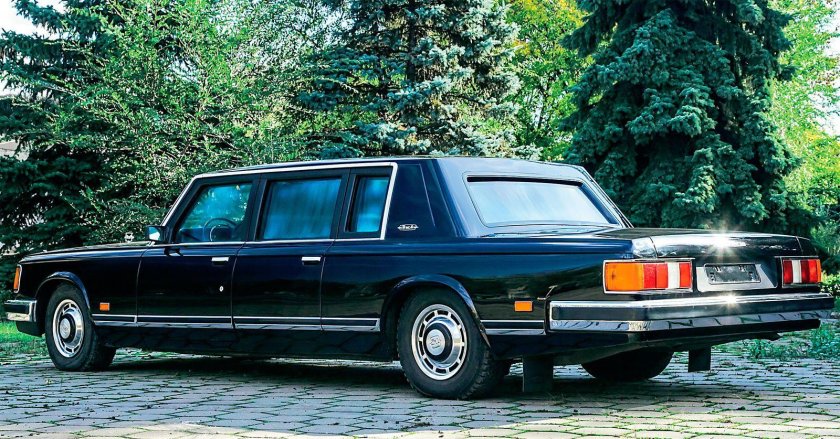 Бронированный лимузин ЗИЛ-41052