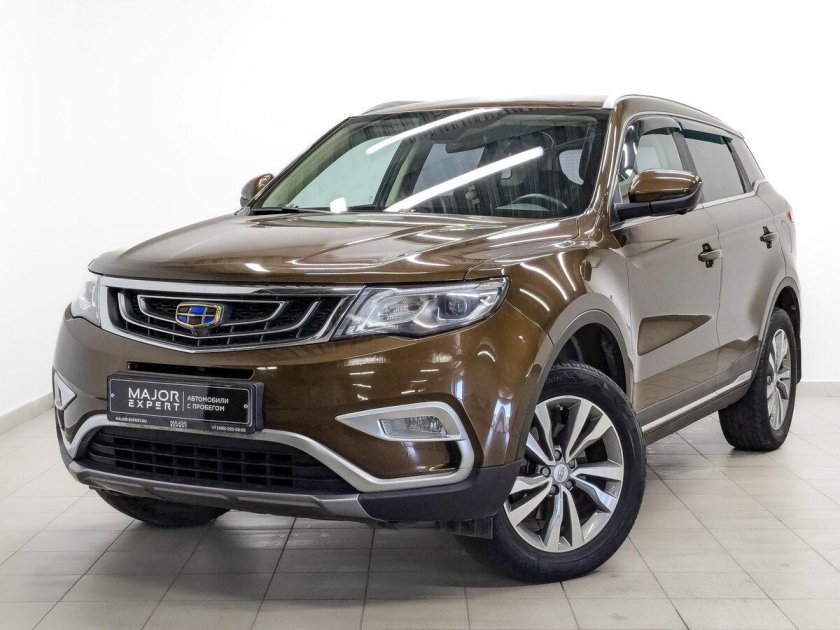 Автомобиль geely atlas