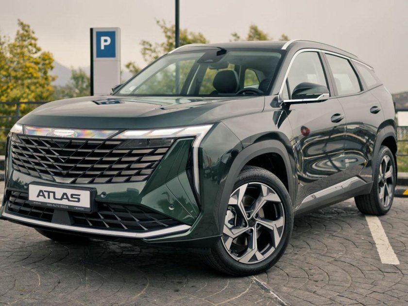 Джили атлас 2024 зеленый