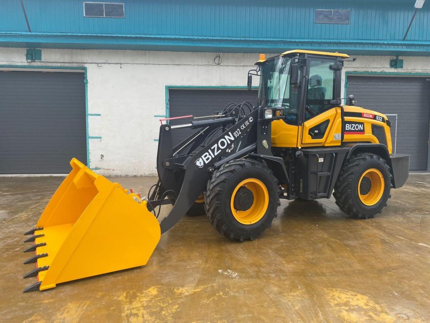 Погрузчик Бизон 932