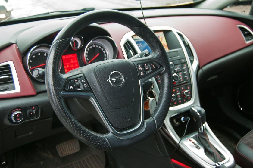 Opel Astra 2017 салон