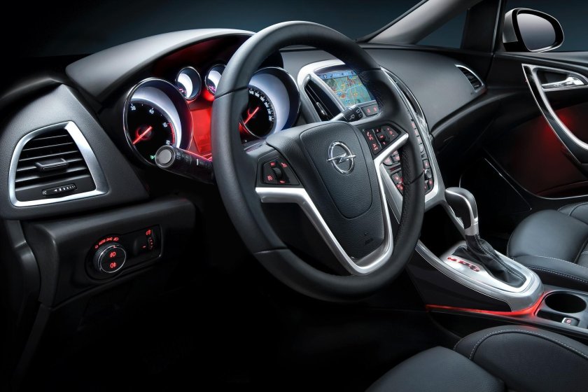 Opel Astra j салон