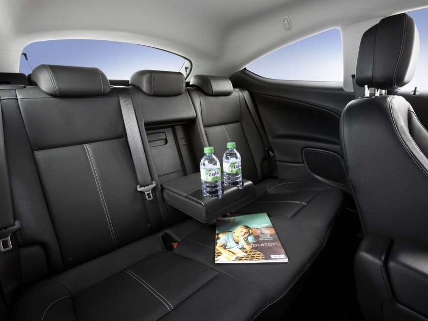 Опель Астра j универсал салон