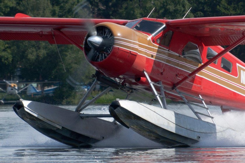 Посадка самолета на воду