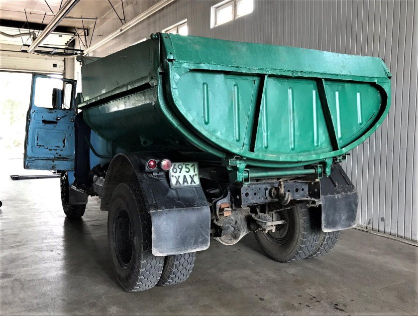 ММЗ 555 самосвал