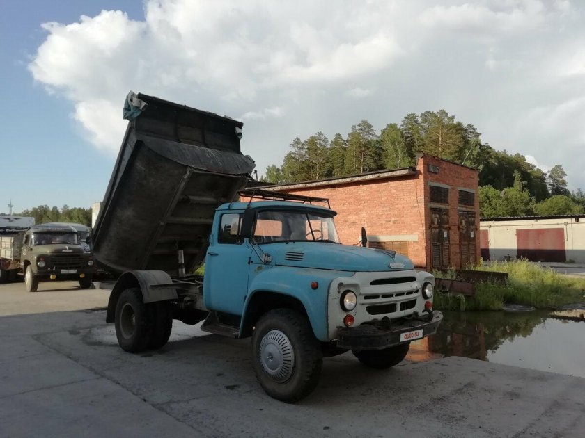 ЗИЛ 130 ММЗ самосвал