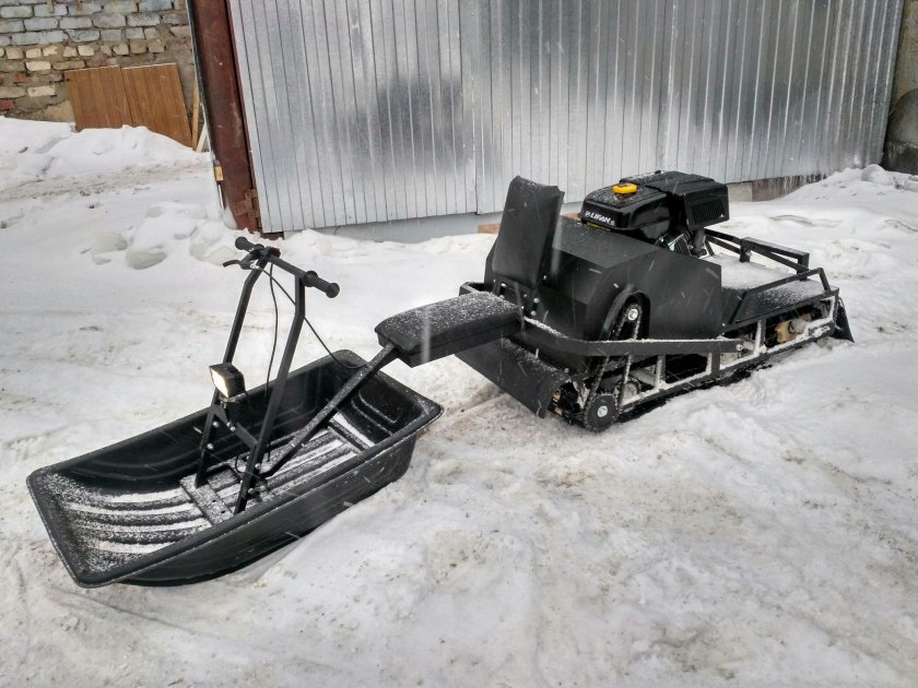 Мотобуксировщик толкач Альбатрос