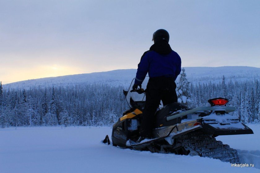 Снегоход зимой