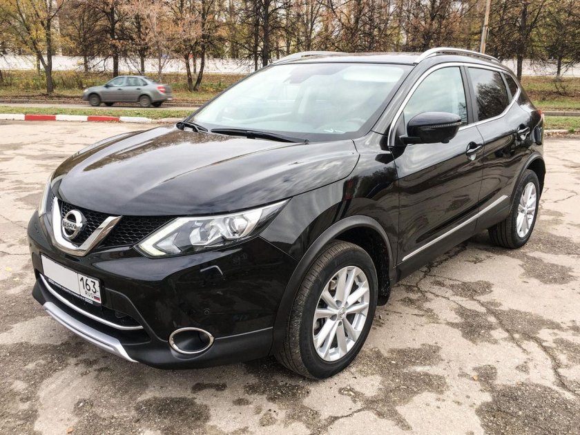 Nissan Qashqai 2014 черный
