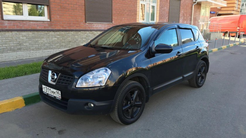 Nissan Qashqai 2008 черный