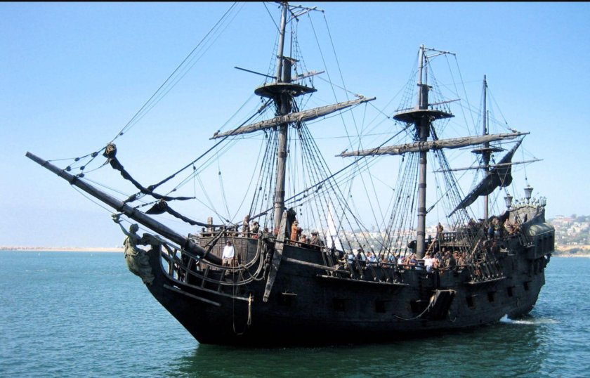 Фрегат черная Жемчужина корабль