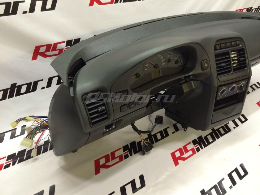 Панель приборов в сборе ВАЗ 2112