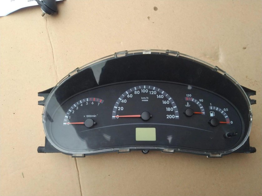 Панель приборов ВАЗ 2112 евро