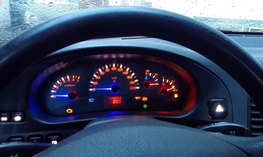 Приборка ВАЗ 2112 европанель