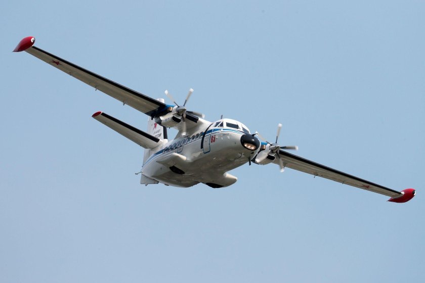 Самолет л 410