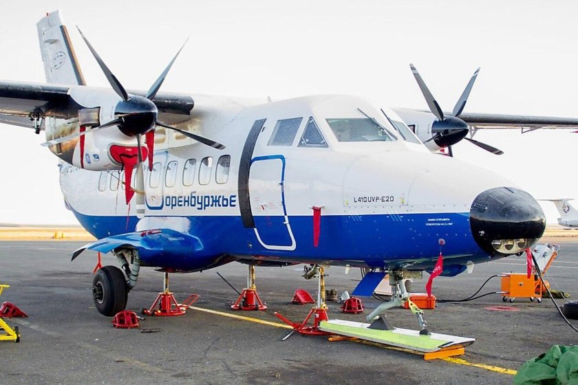 Турболёт л-410