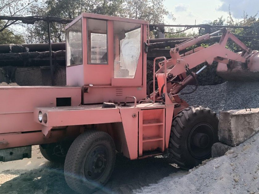 Фронтальный погрузчик т30