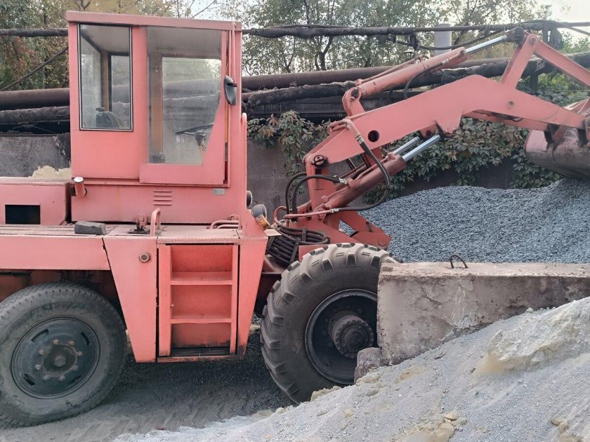 Фронтальный погрузчик т30