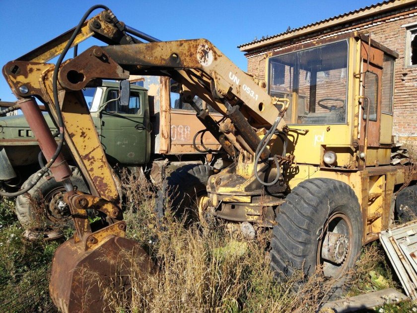 Фронтальный погрузчик то 30