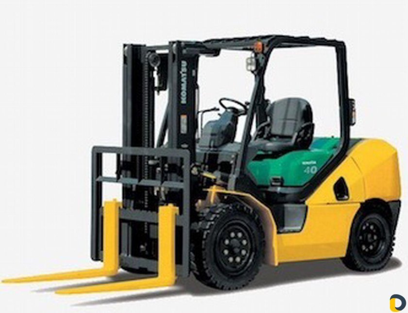 Погрузчик Комацу вилочный fd50