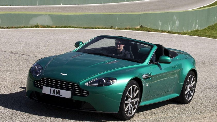 Астон Мартин v8 Vantage