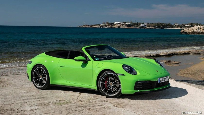 Porsche 911 Carrera зеленый