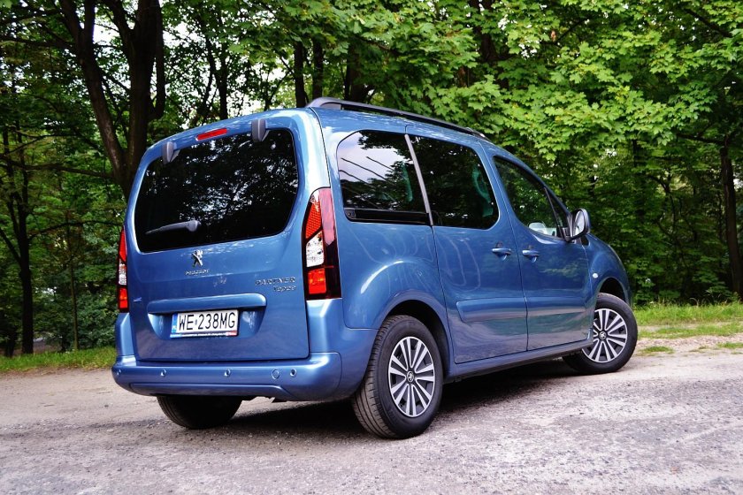 Пежо партнер 2022