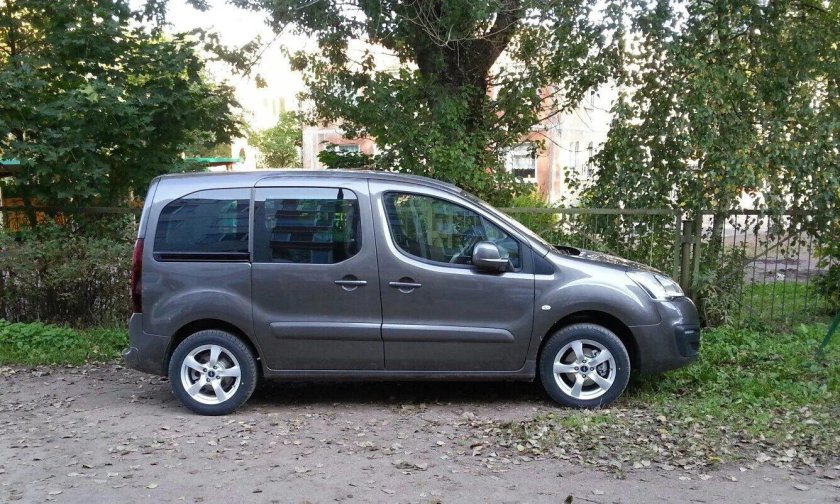 Пежо партнер 2023