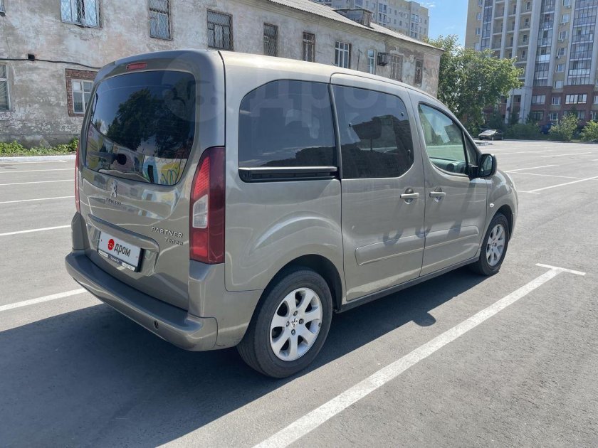 Пежо партнер 2013