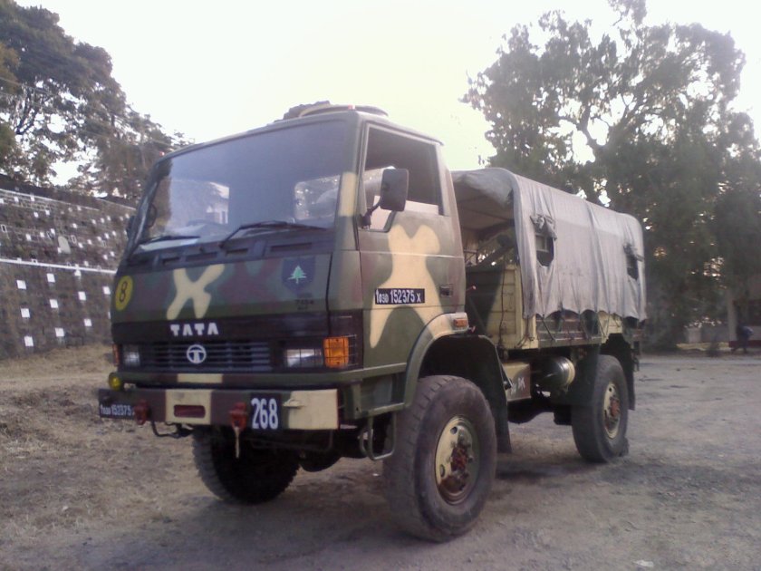 Tata LPTA 713 TC (4x4)