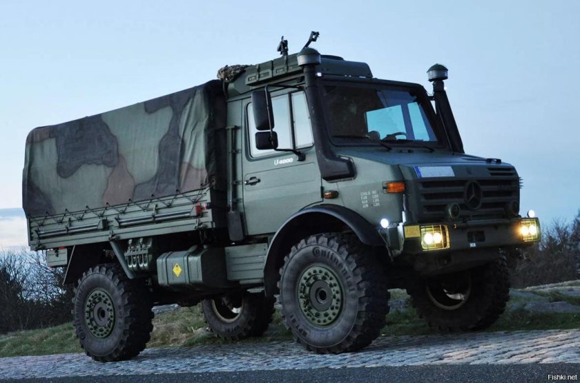 Mercedes-Benz Unimog армейский