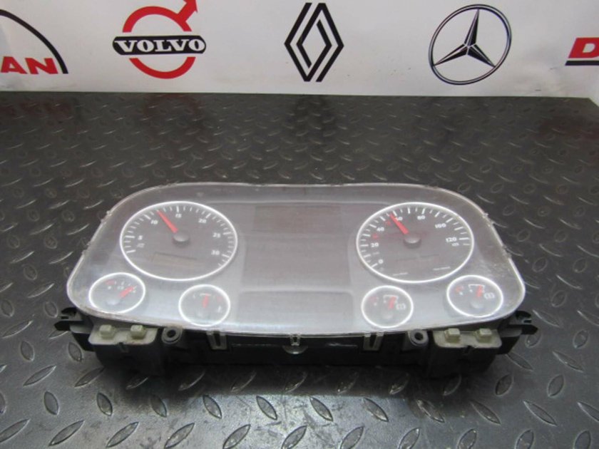 Приборная панель ман ТГЛ